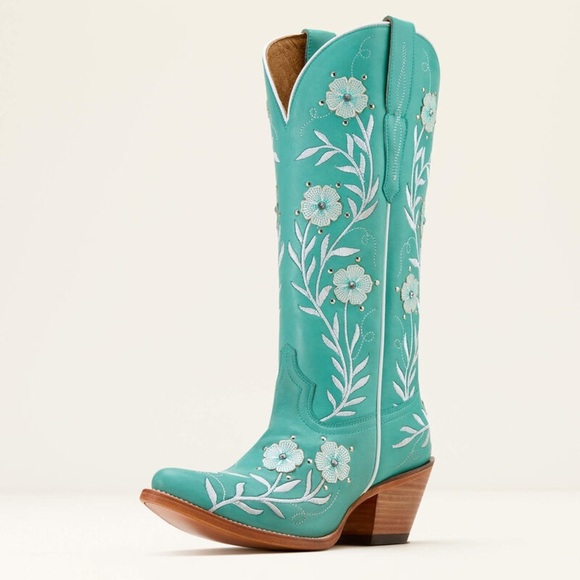 Ariat Shoes - ARIAT Romance Western Boot in Natural Turquoise